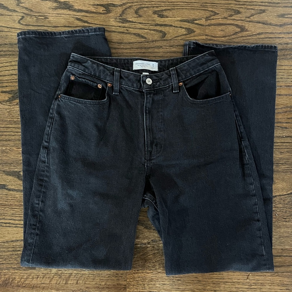 Abercrombie 90s Relaxed Jeans